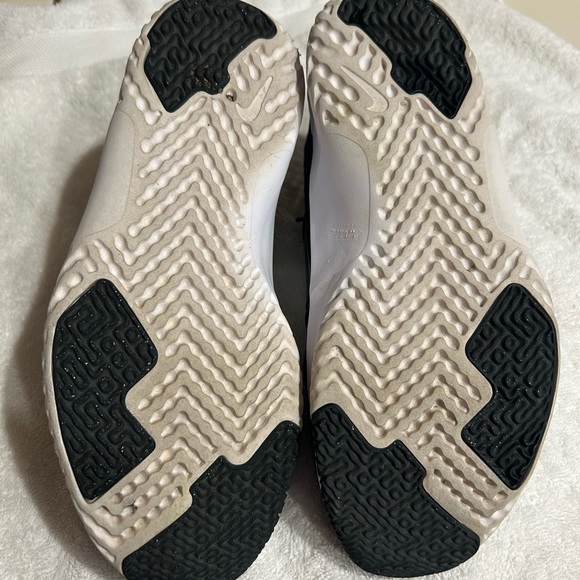 - Nike renew - Picture 9 of 13